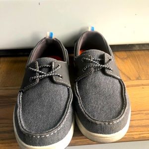 Boys boat shoes